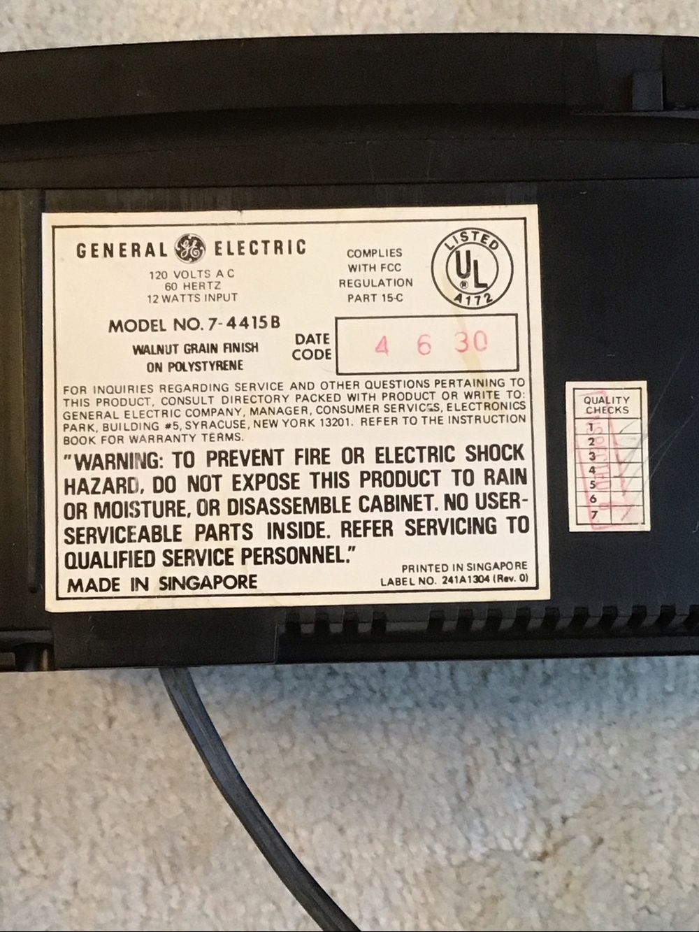 Vintage General Electric AM/FM Flip Clock Radio Alarm, model no. 7-4415B Works - Picture 9 of 15